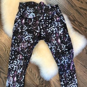 Lululemon cropped pant